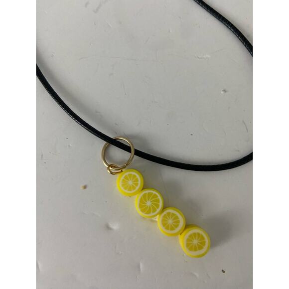 Lemon pendant necklace - Picture 5 of 5